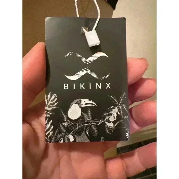 BIKINX Ditsy Floral Adjustable Straps Swimsuit Bikini Top Black White NWT Size L - Picture 10 of 12